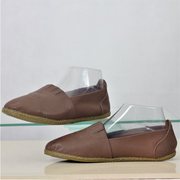 Criola 6 NWOB/T Brown Leather Espadrille Flats - Picture 4 of 8